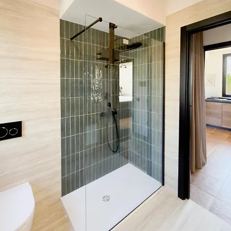 Casa Augusto - Zojuist Compleet Gerenoveerde Luxe Bij Piegaro, Umbrie, Op De Grens Met Toscane Montegabbione